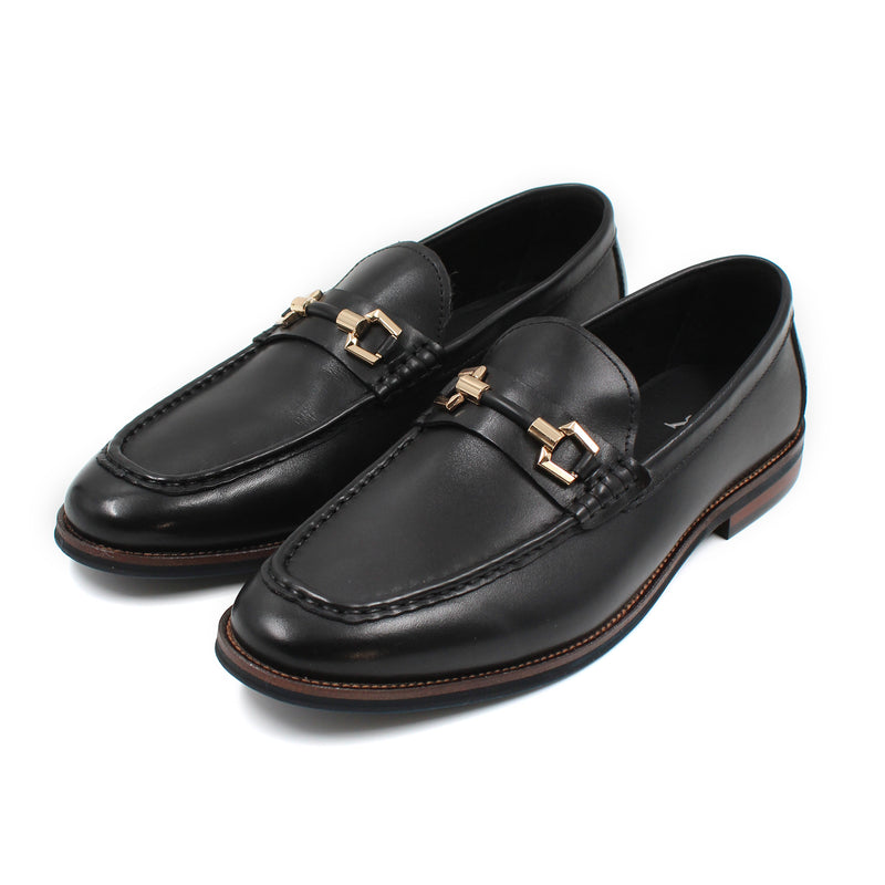 Formal Moccasins with Buckle Detail