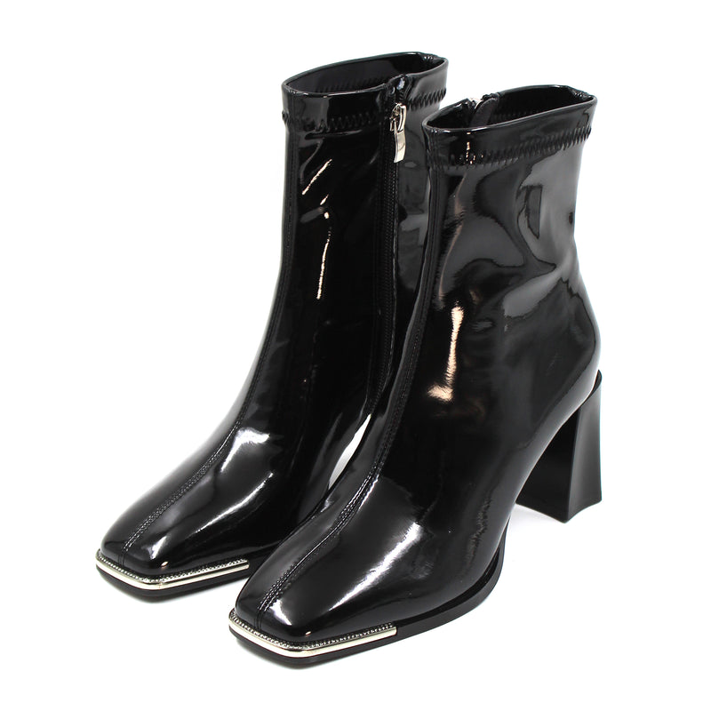 Metallic toe patent leather boots